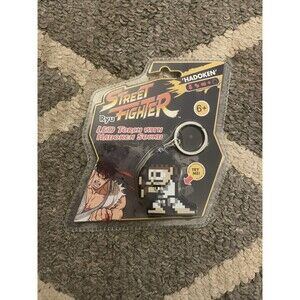 Capcom Street Fighter Ryu Keychain LED Torch W/ Hadoken Sound Brand New Sealed!
